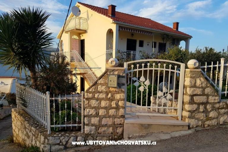 Rodinný apartmán Okrug Donji – foto 8