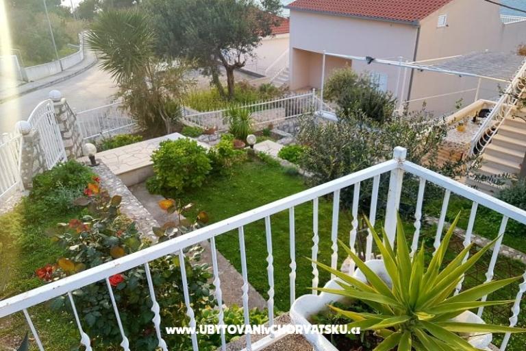 Rodinný apartmán Okrug Donji – foto 9