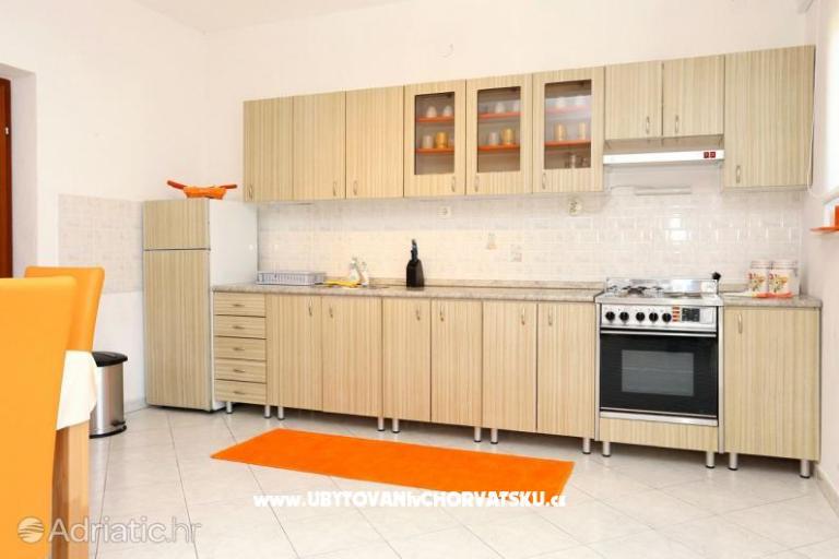 Apartmán Rainbow – foto 4
