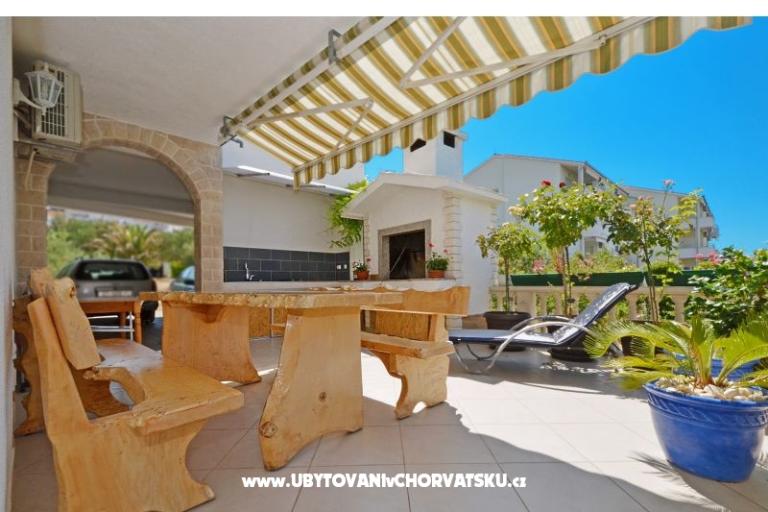 Apartmány Two Lions – foto 2