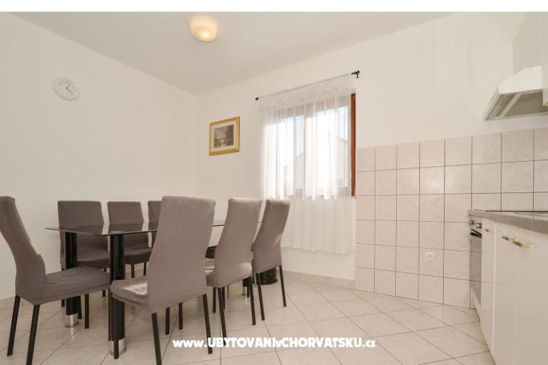 Apartmány Damir – foto 11