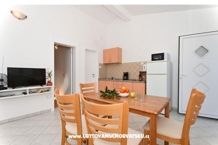Arbanija Apartmány – foto 9
