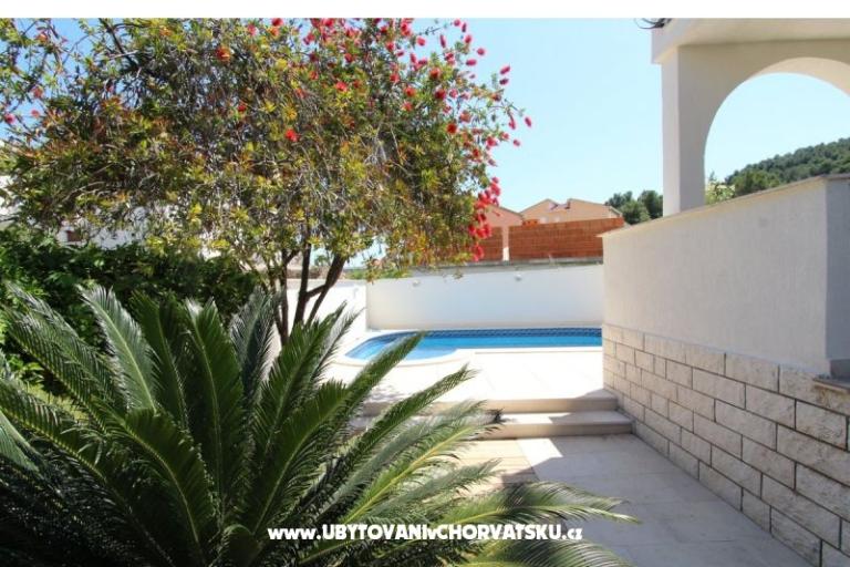 Villa Bohemia Slatine – foto 2