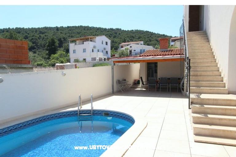 Villa Bohemia Slatine – foto 7