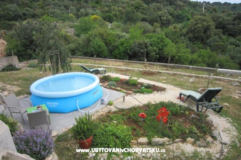 Dom Tea in a beautiful nature – foto 11