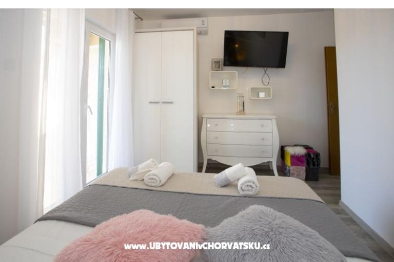 VILLA MILENKA - Apartmány Gorana – foto 13