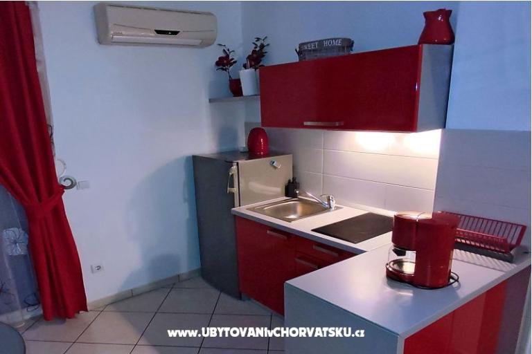 Apartmány Tucepi Jakić – foto 9