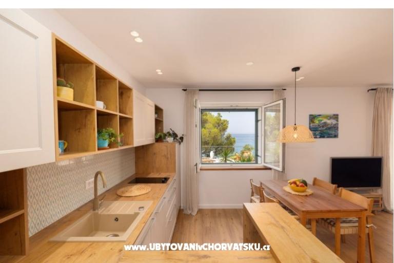 Beachfront Apartmán NIVES – foto 15