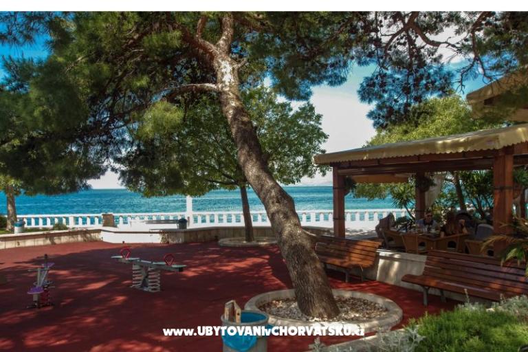 Beachfront Izby Ana – foto 6