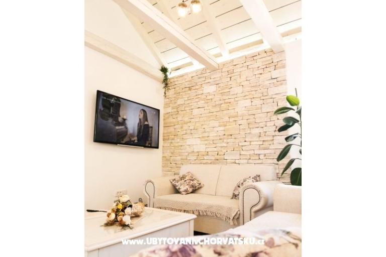 Prázdninový dom  Diana +pool+jacuzzi – foto 11