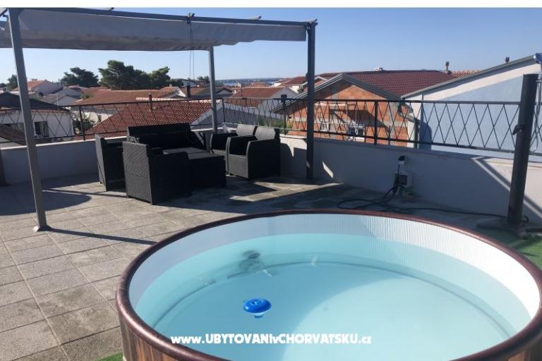 JACUZZI Family Apartmán – foto 2