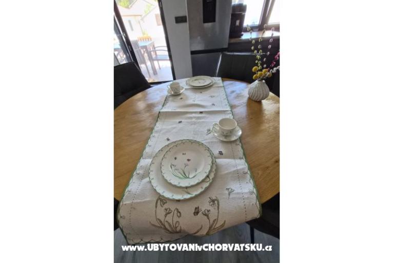 Vir - Salt and Sun – foto 2