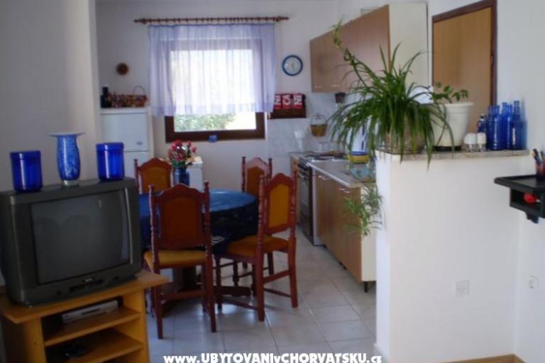 Apartmány Issa – foto 7