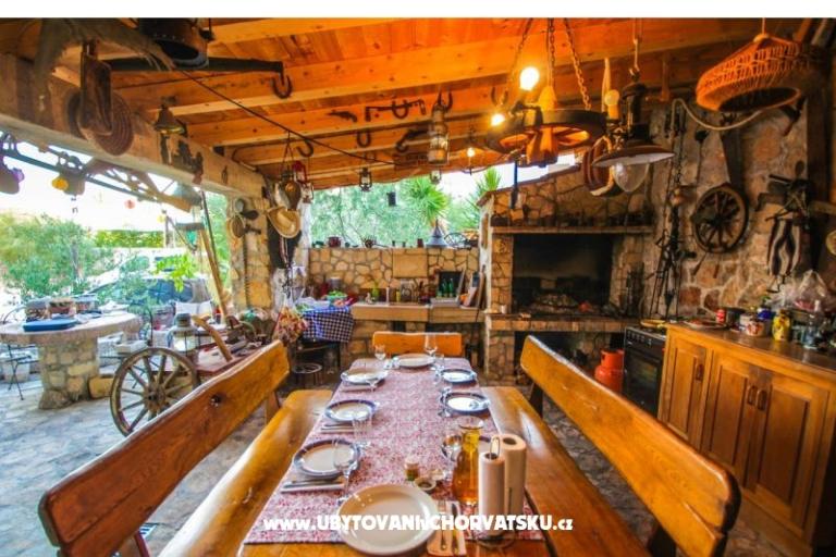 Lola's apartments – foto 3