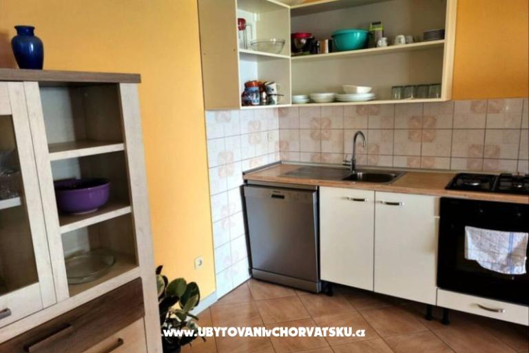 Apartmán Prvic Sepurine – foto 8
