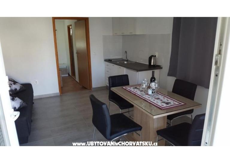 Luka Vodice – foto 2