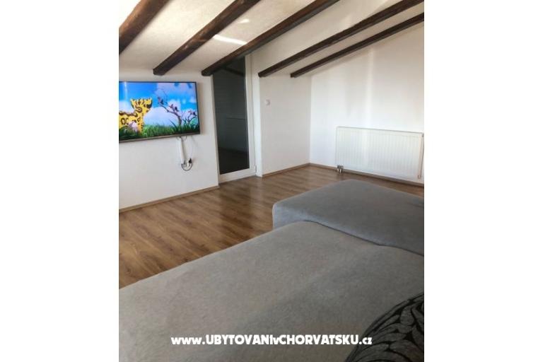 Penthouse s bazénom Ruža – foto 8