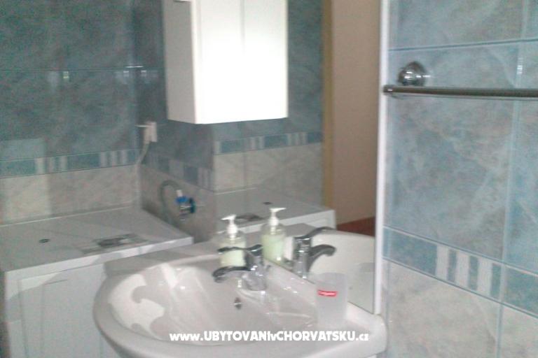 Apartmány with swimming pool-Crno – foto 9