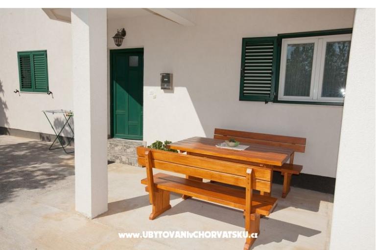 Apartmány Deni – foto 2