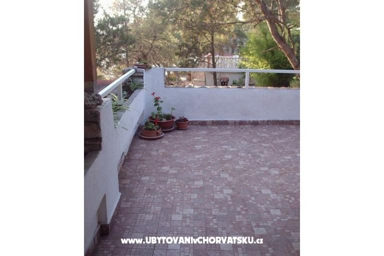 Robinzonski turizam Lavdara Dominis – foto 14