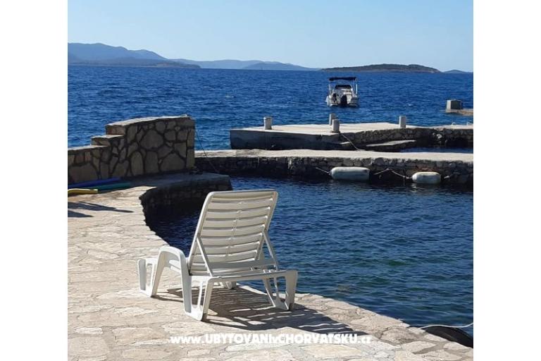 Robinzonski turizam Lavdara Dominis – foto 21