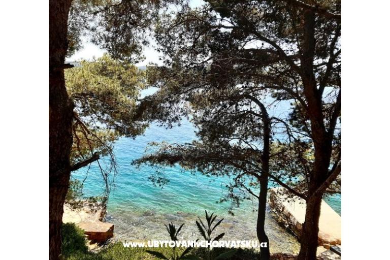 Robinzonski turizam Lavdara Dominis – foto 27