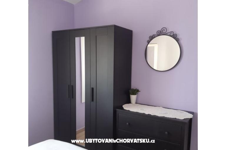 Robinzonski turizam Lavdara Dominis – foto 6