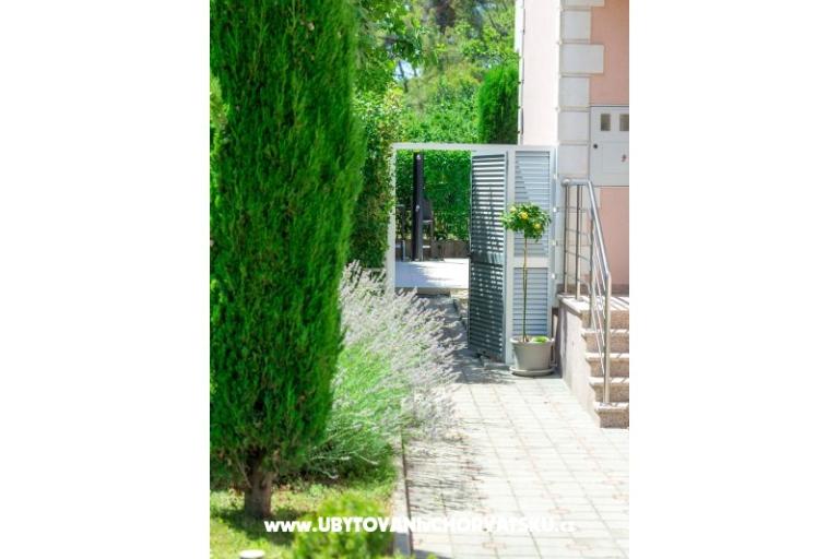 Apartmán s bazénom ViGo – foto 18